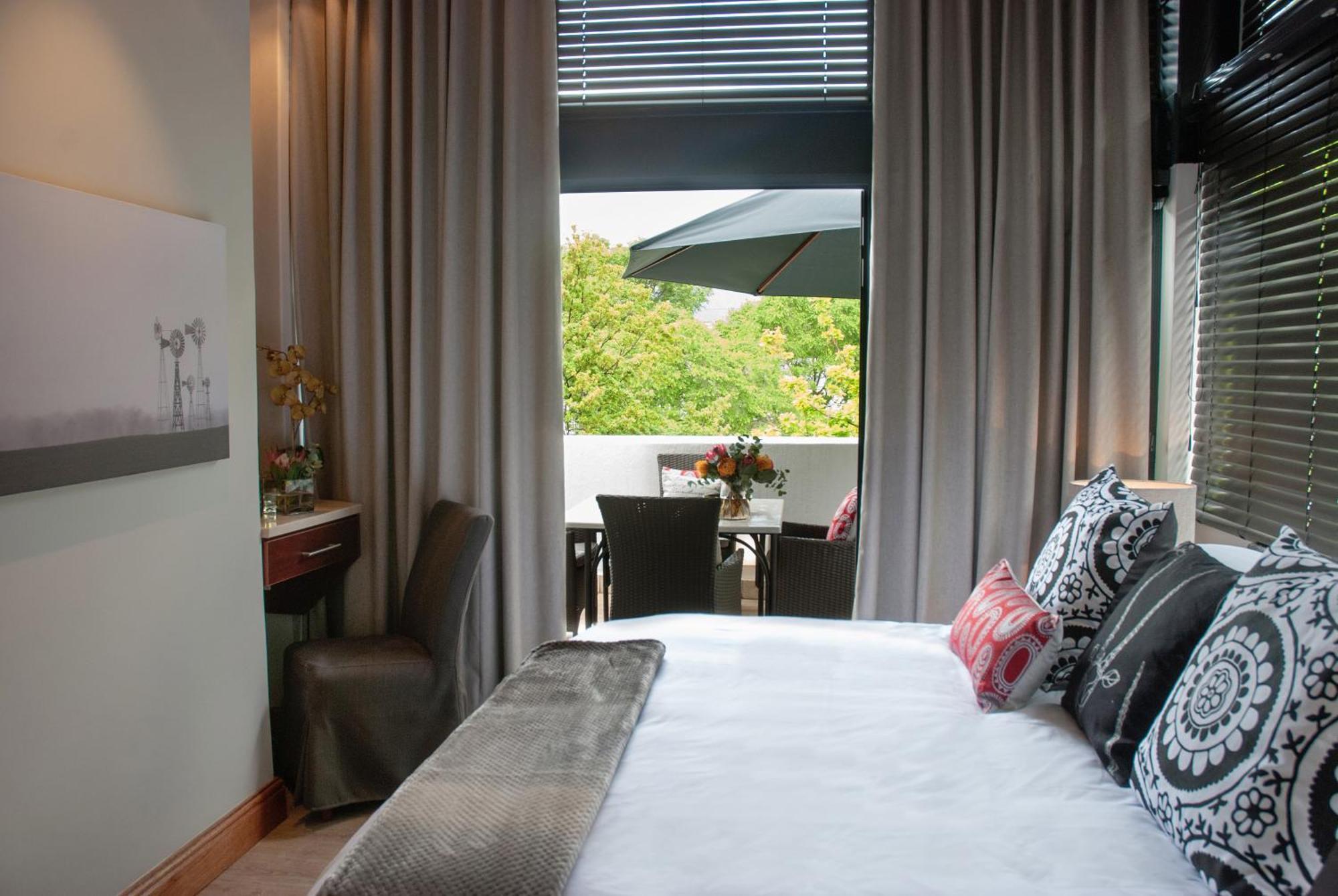 Апартаменты в Stellenbosch Central — 84 кв. м., спальни: 2, собственных ванных: 2 Экстерьер фото
