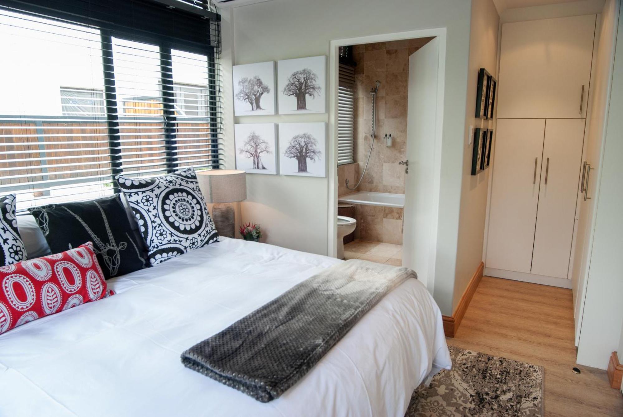 Апартаменты в Stellenbosch Central — 84 кв. м., спальни: 2, собственных ванных: 2 Экстерьер фото