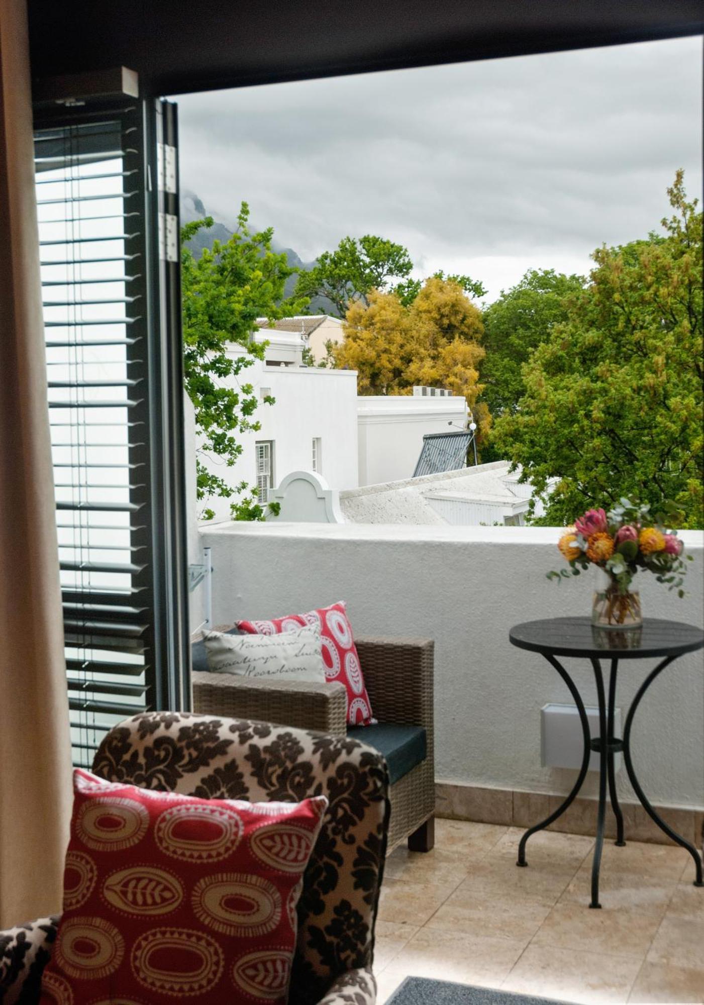 Апартаменты в Stellenbosch Central — 84 кв. м., спальни: 2, собственных ванных: 2 Экстерьер фото